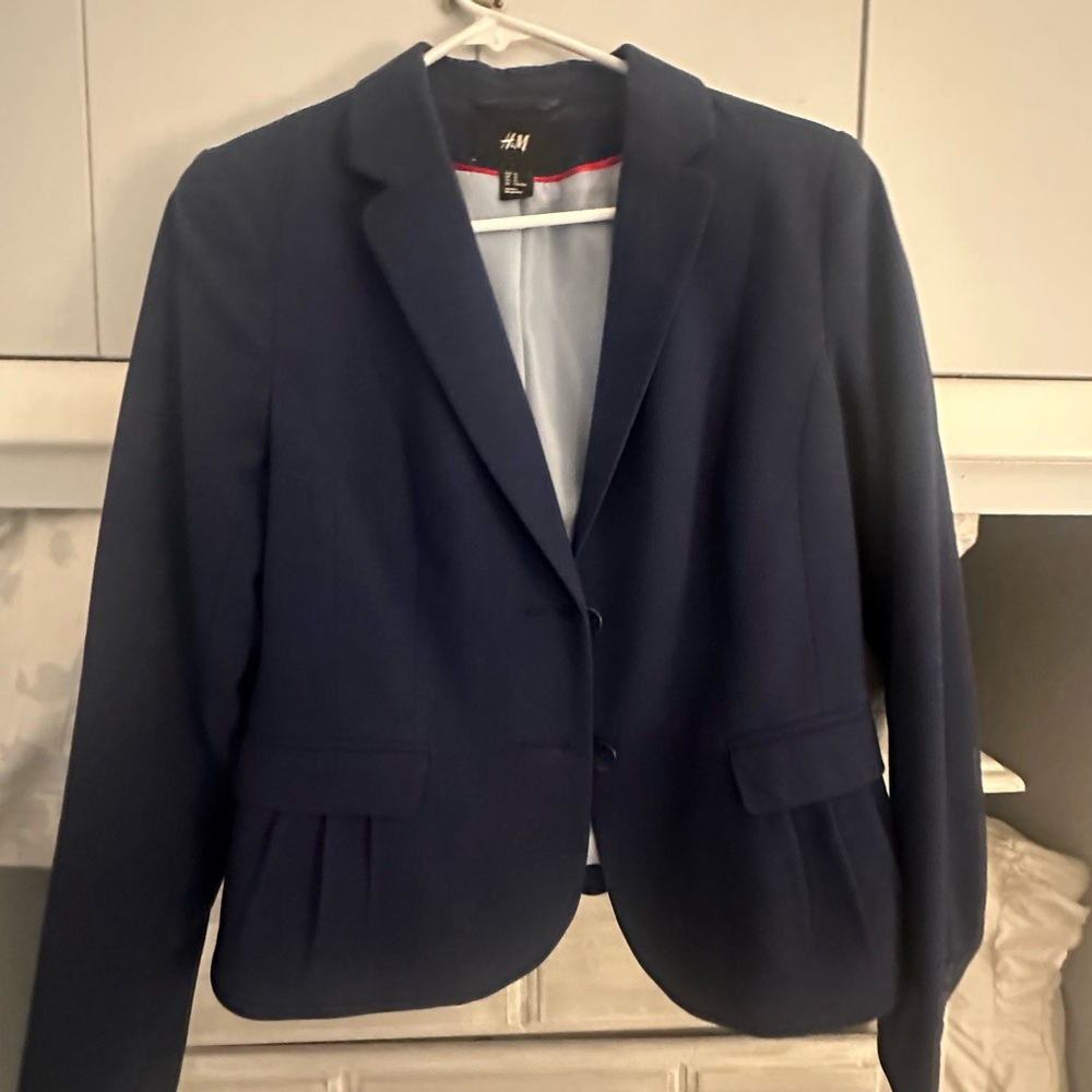 Blue blazer worn twice, cute fit